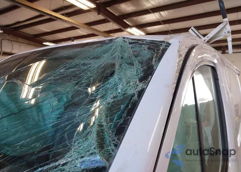 2019 Ford Transit-250 из США, поврежденный, VIN 1FTYR1YM6KKA63164